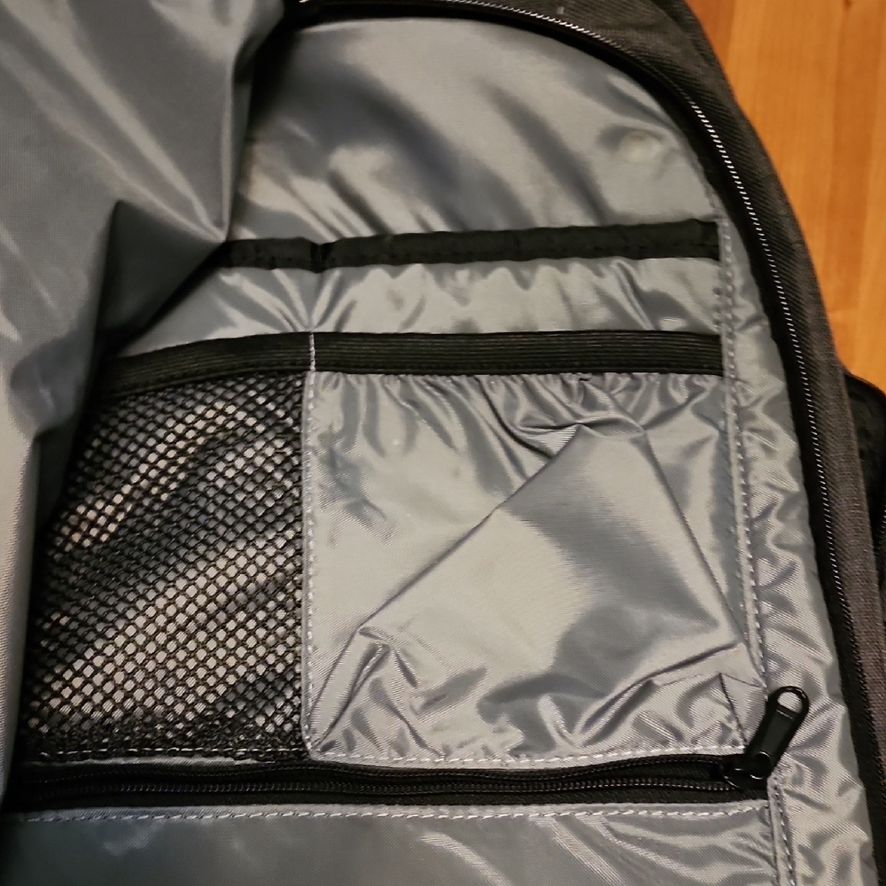 Dakine Gray Men's Daypack Backpack - Picture 2 of 11